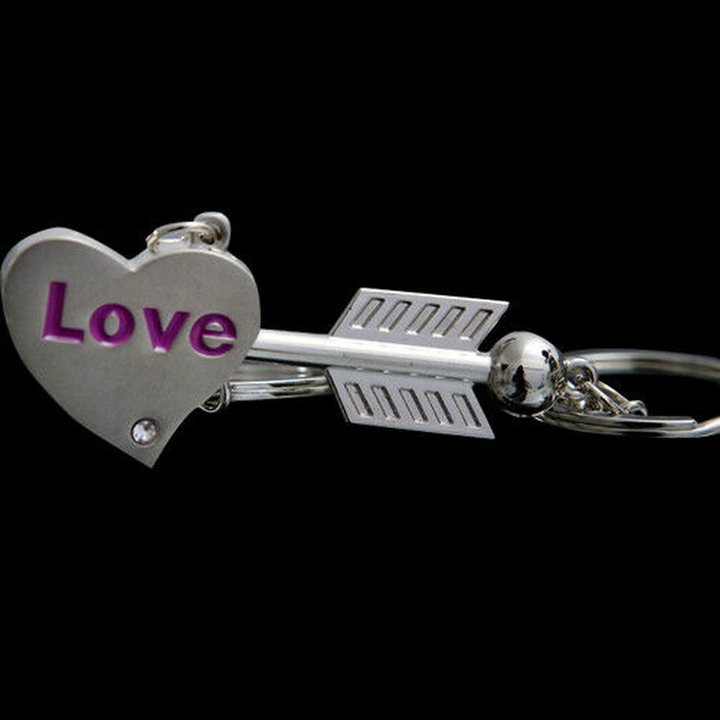 Arrow Love Keyring