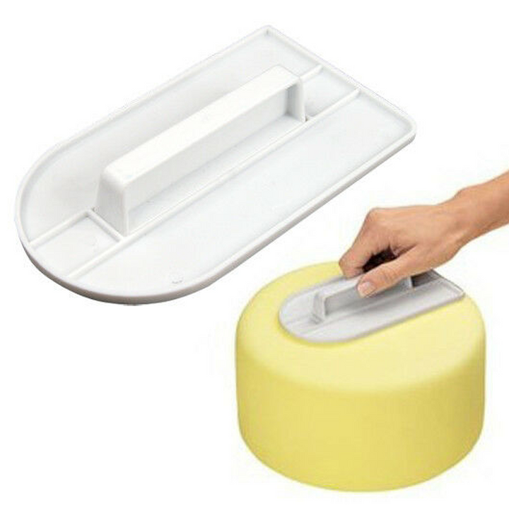 Cake Icing Smoother Tool