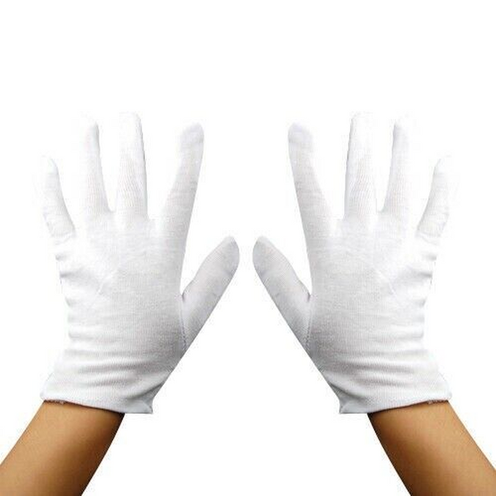 8 White Cotton Gloves