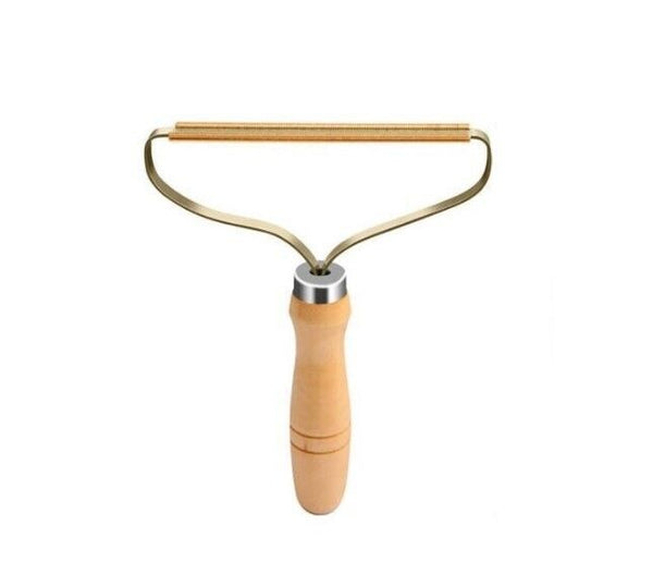 Wooden Handle Lint Remover