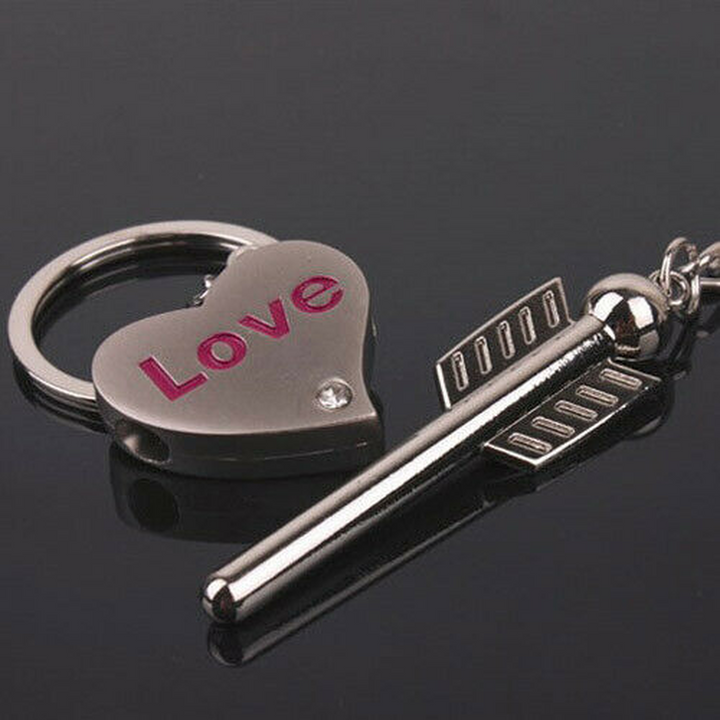Arrow Love Keyring