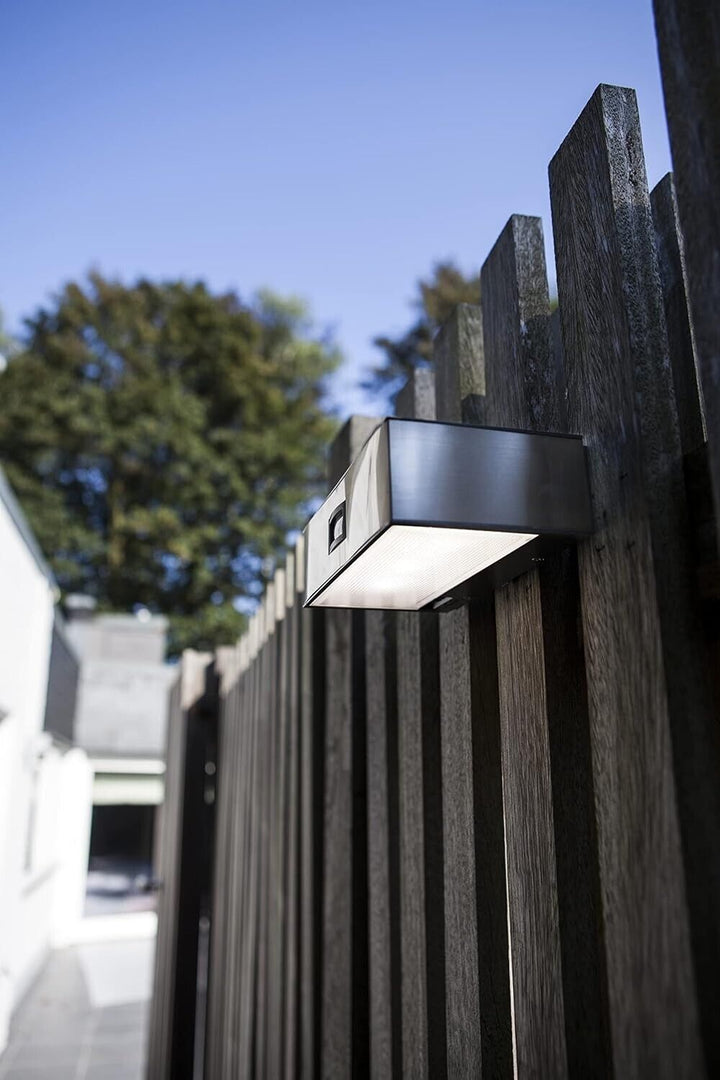 Lutec Solar LED Brick Light